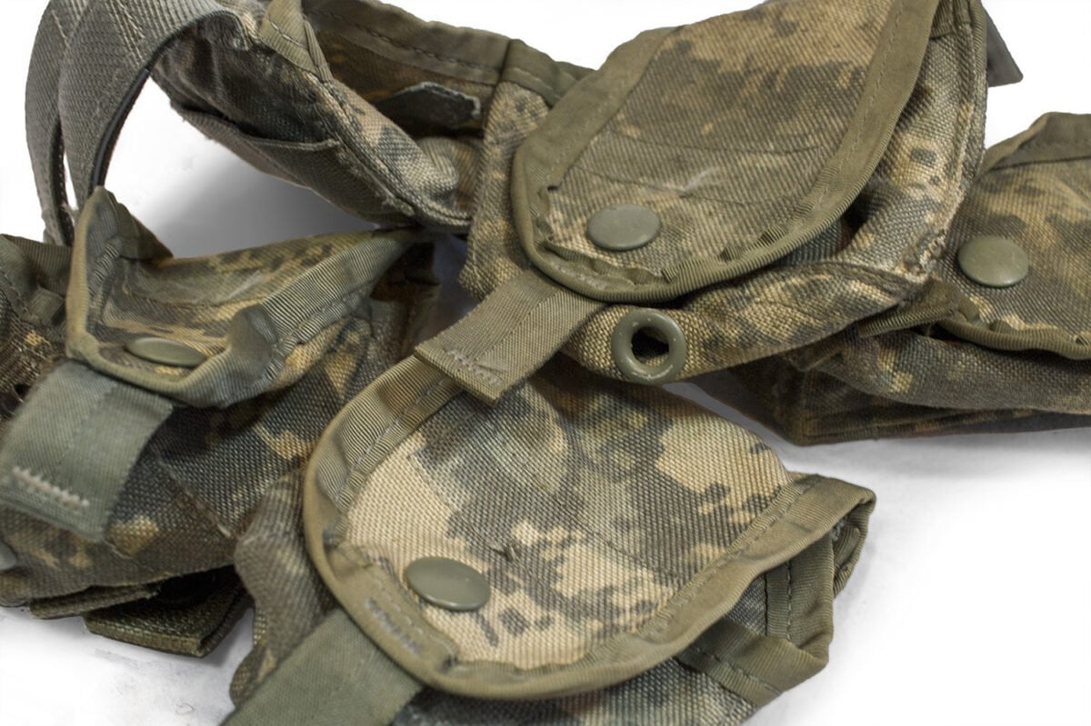 USGI Korean War 3-pocket Grenade Pouch (MM3475)